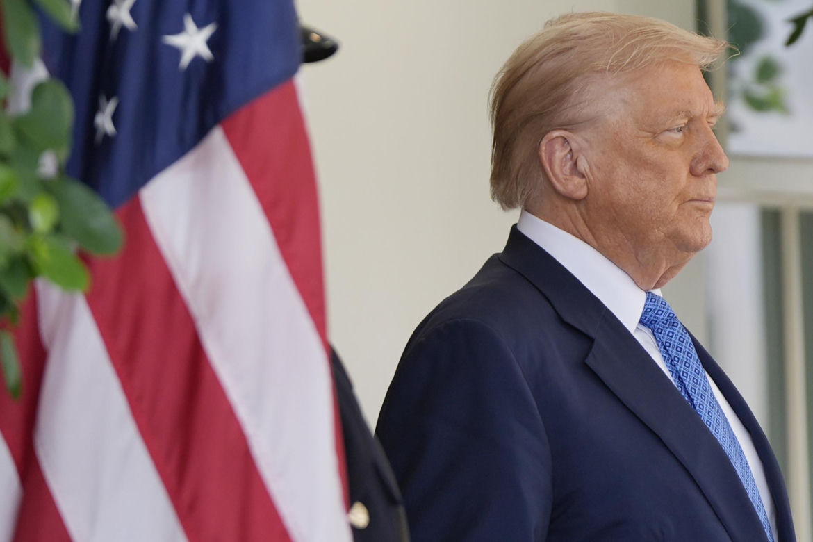 Przygotowania do spotkania Putin-Trump w bazie sił powietrznych USA na Alasce