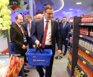MATEUSZ MORAWIECKI ROBI ZAKUPY W LEVIATANIE