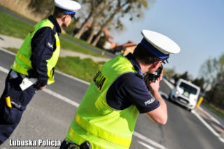 Długi weekend na drogach w Lubuskiem: 6 wypadków i jedna ofiara śmiertelna