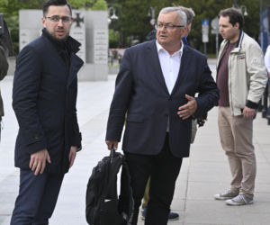 Politycy PiS jadą na wyjazdowe posiedzenie klubu