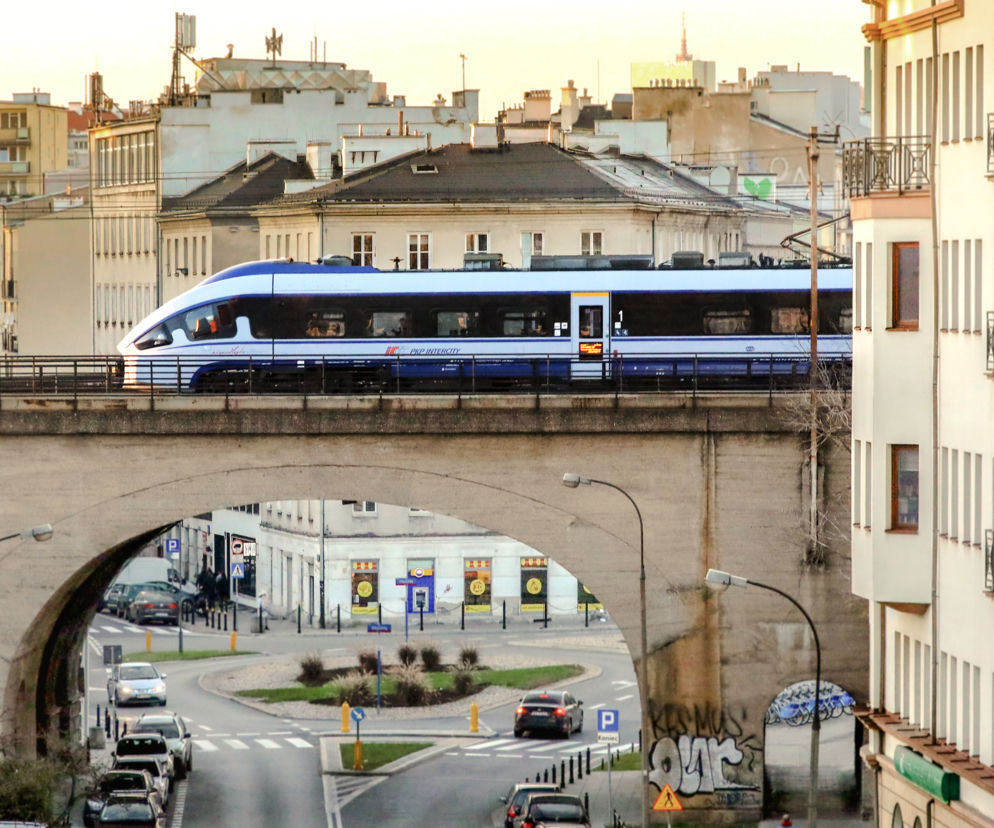 Fitch potwierdza długoterminowy rating PKP Intercity na poziomie BBB+