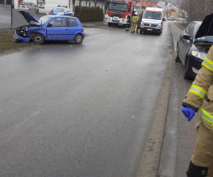 W Kamionce Wielkiej ZDERZYŁY SIĘ dwa samochody. Niebezpieczny początek weekendu