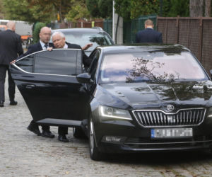 Jarosław Kaczyński w drodze do KPRM