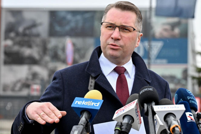 Konferencja prasowa przed Fabryką Broni "ŁUCZNIK"