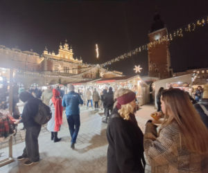 Jarmark Bożonarodzeniowy na Rynku Głównym w Krakowie 2025. Oferta wystawców