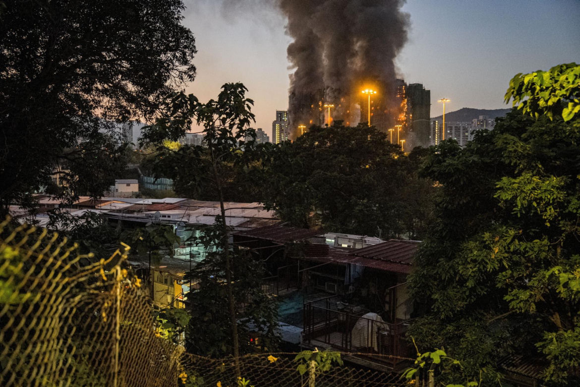 Hongkong / Pożar wieżowców. Liczba ofiar wzrosła już do 44.