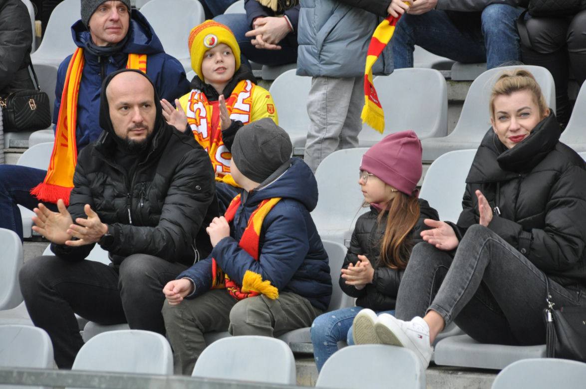 Korona Kielce - Pogoń Szczecin. Zobacz zdjęcia z trybun Suzuki Areny