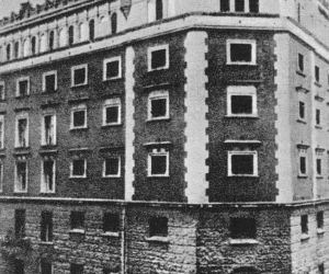 Po tych miejscach pozostały jedynie wspomnienia... Zobacz 10 warszawskich budynków, które już nie istnieją! [GALERIA]