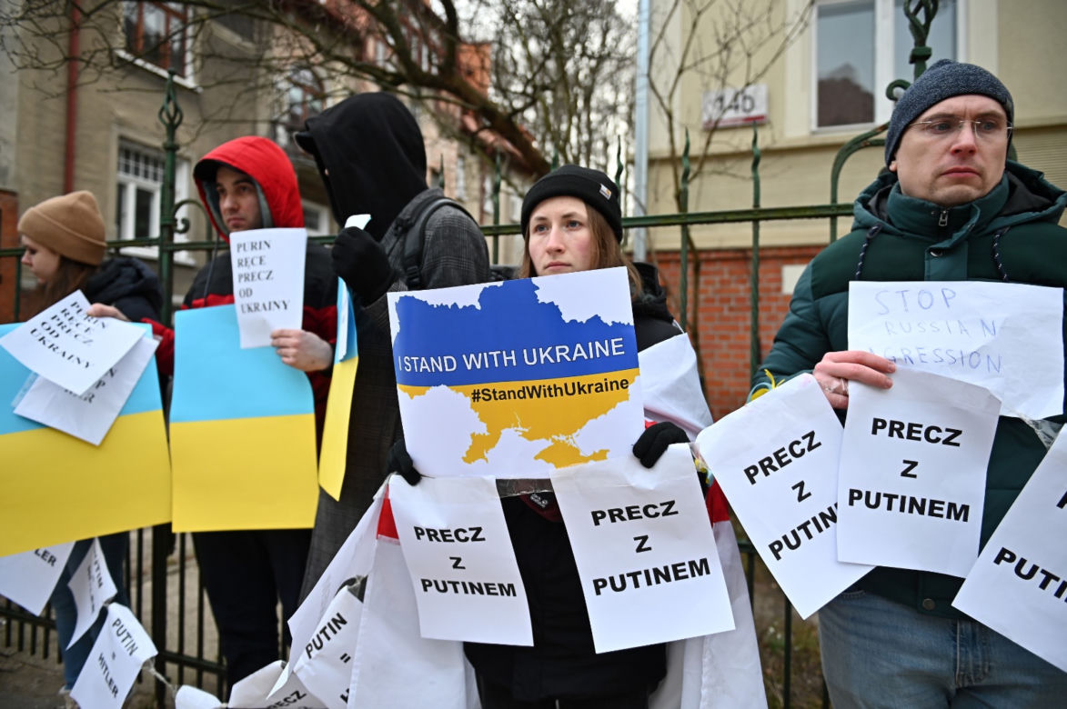 Manifestacja pod konsulatem Rosji w Gdańsku