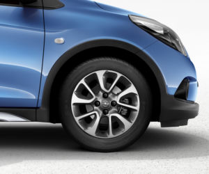 Opel Karl Rocks - miniterenówka jedzie do Paryża