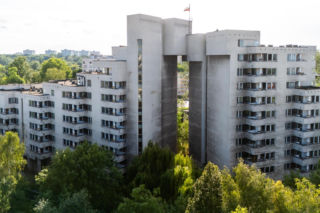 Jakie będzie Szpiegowo 2.0? O szczegóły konkursu na nowe życie warszawskiego bloku-fortecy zapytaliśmy Monikę Arczyńską