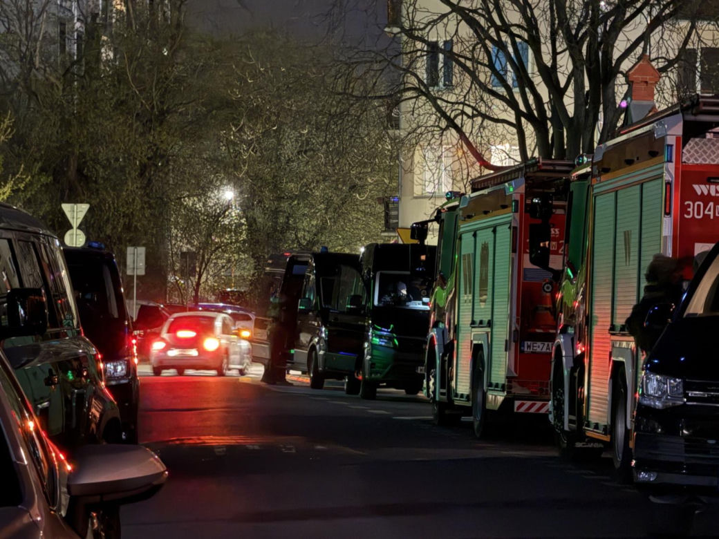Antyterroryści na Grzybowskiej. Pilna akcja policji, jedna osoba zatrzymana