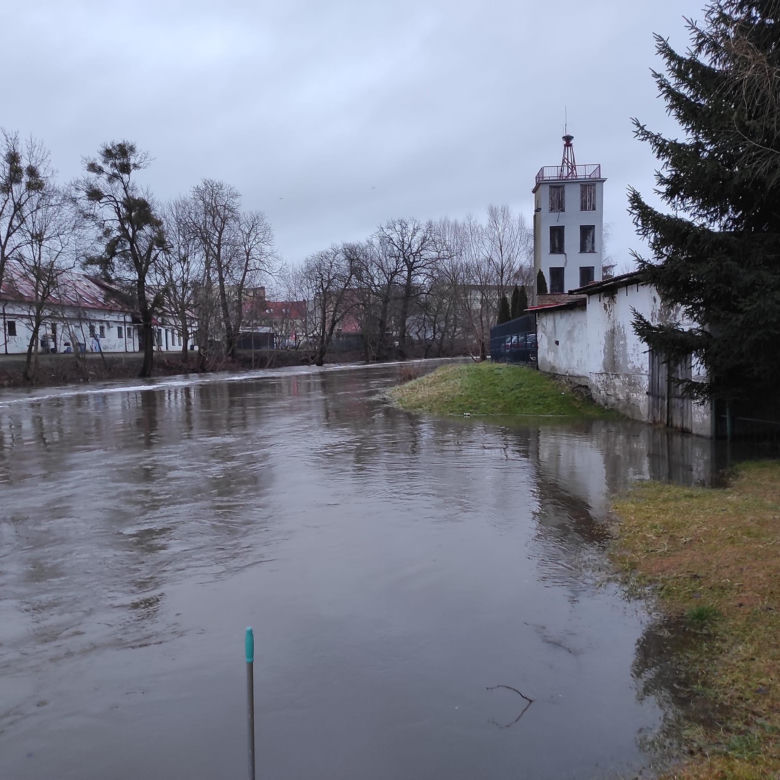 Rzeka Pasłęka pzrekroczyłą stan alarmowy
