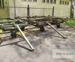 Traktor, meble i ubrania od wojska. To wyprzedaje Agencja Mienia Wojskowego w Bydgoszczy [ZDJĘCIA]