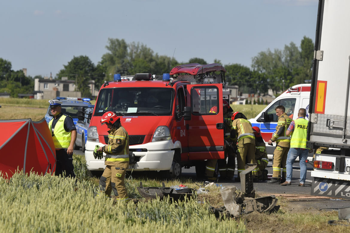 Wypadek w Elżbietowie. Zginęły dwie rodziny 