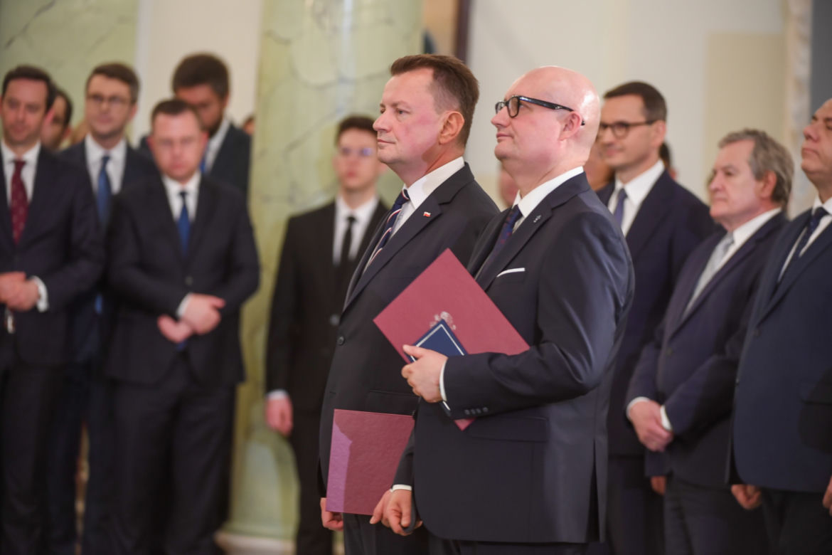 Niespodziewane zmiany w rządzie: Nowe funkcje i nowe nazwiska 