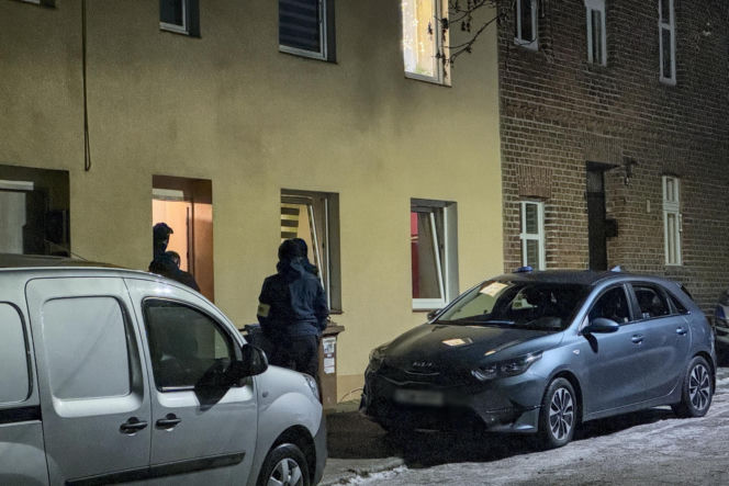 Tragedia w Chełmnie! Matka i trójka dzieci nie żyją po zatruciu czadem