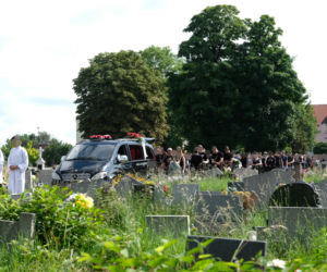 Pogrzeb 19-letniej Basi. Zginęła pod kołami autobusu w Katowicach