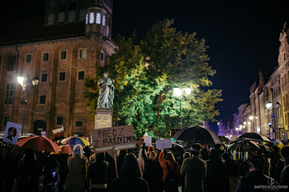 Strajk Kobiet w Toruniu 27.10.2020 - wtorkowy protest i blokada ulic