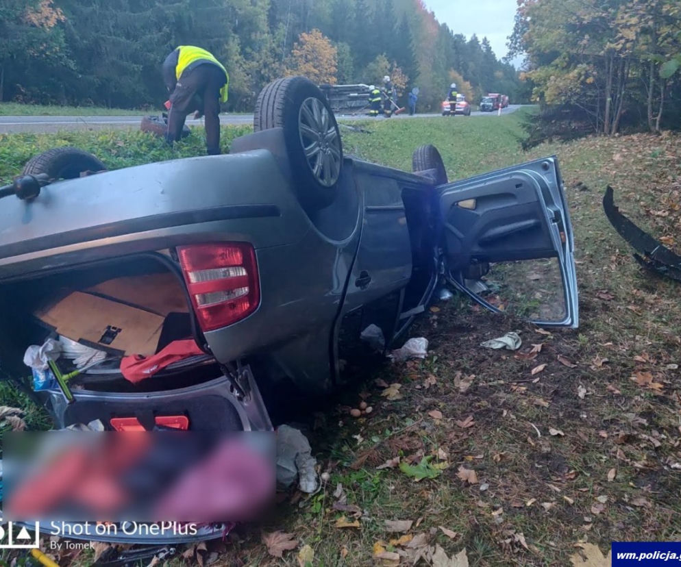 Tragiczne zderzenie busa z osobówką