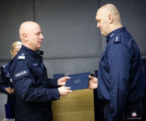 Uratowali kobiety przed nożownikiem. Dostali nagrody