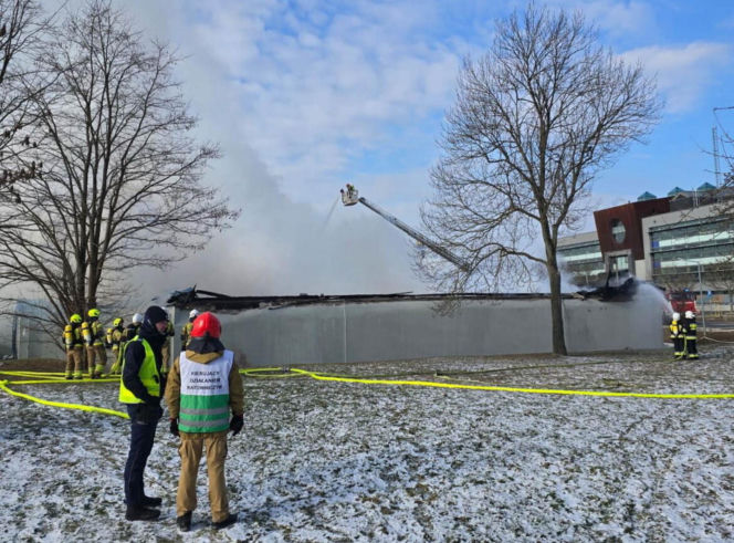 Spłonęła Biedronka w Polkowicach