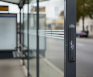 Jazda na dachu autobusu w Poznaniu. Co grozi za ten wyczyn?