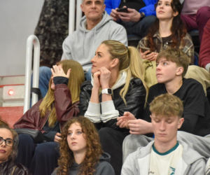 Halowe mistrzostwa Polski w Kujawsko-Pomorskiej Arenie Toruń. Zdjęcia kibiców i zawodników