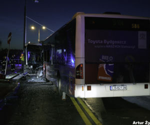 Czołówka dwóch autobusów! Są ranni
