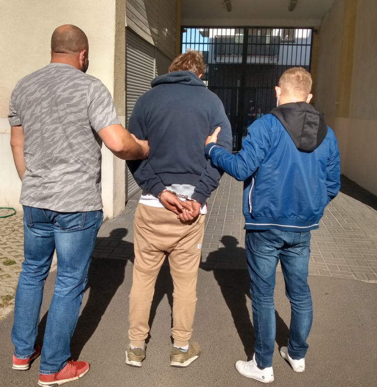 Plaga kradzieży w Warszawie