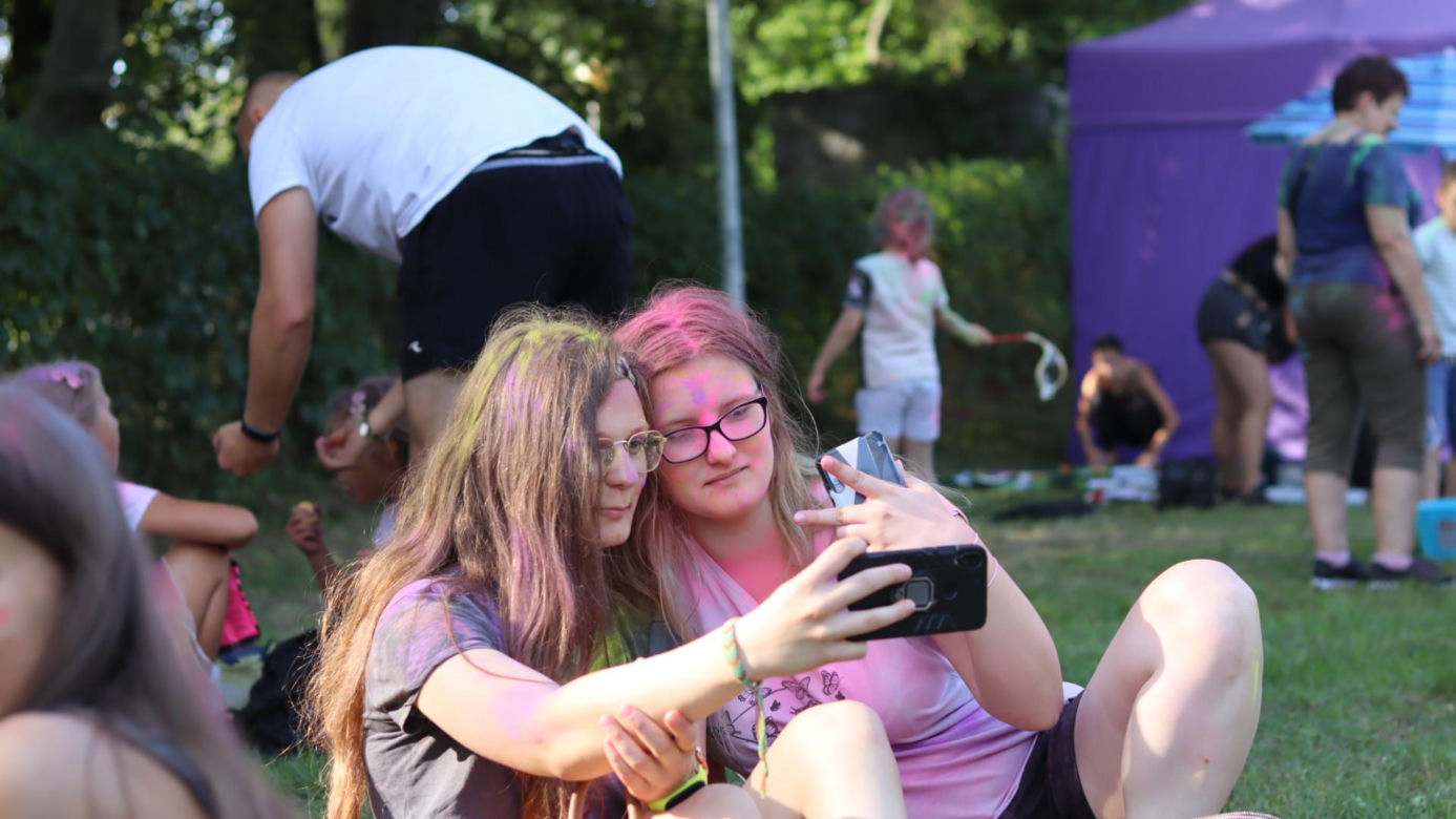To była prawdziwa eksplozja kolorów! Tak wyglądało Holi Święto Kolorów w Lublinie 2023! [GALERIA]