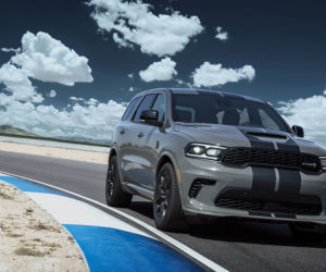 1031-konny Dodge Durango SRT Hellcat po tuningu Hennessey