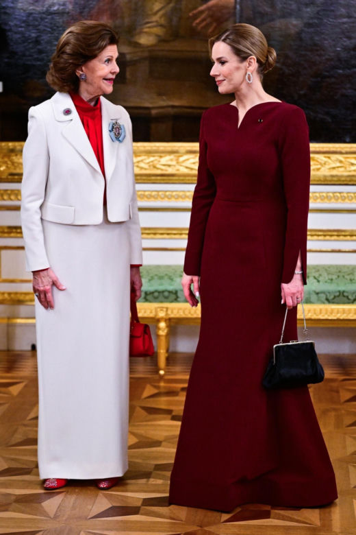 Marta Nawrocka w czerwieni
