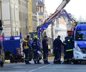 Po zawaleniu się budynku w Goerlitz trwa akcja ratunkowa, wydobyli w nocy ciało 25-latki