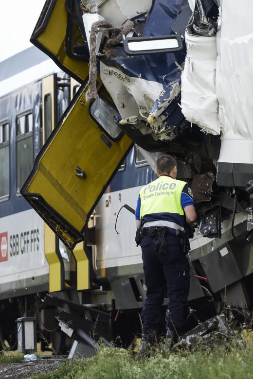 SwitzerlandTrainCollision.JPEG-0a32c