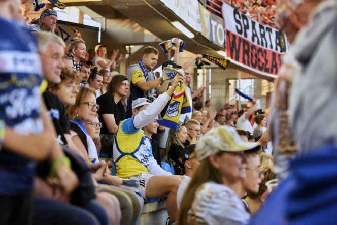 PRES Grupa Deweloperska Toruń - Betard Sparta Wrocław, zdjęcia kibiców i zawodników z meczu 13. kolejki PGE Ekstraligi