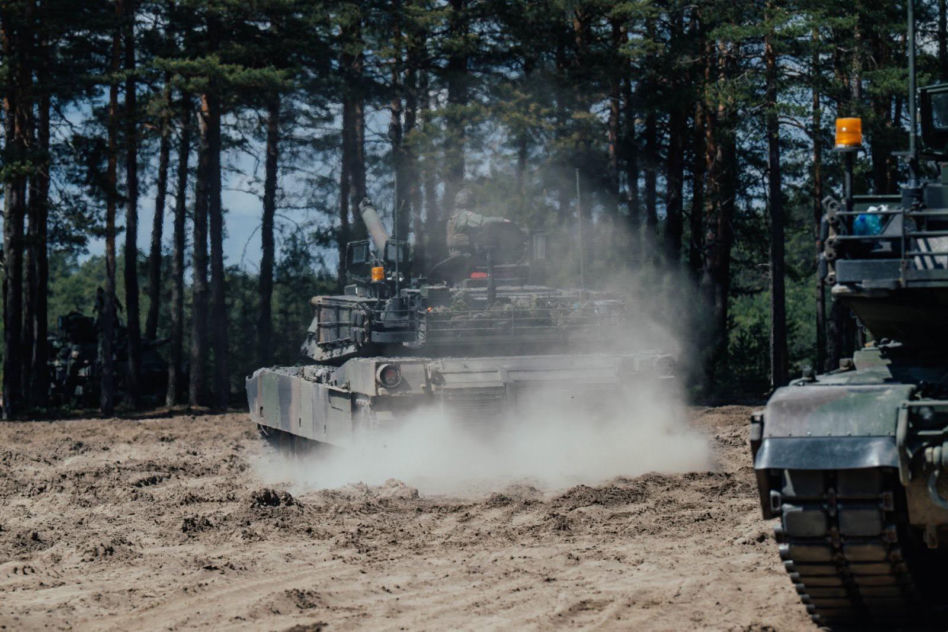 Nowe czołgi Abrams w Polsce. Dostawa M1A2 SEPv3 i M88A2