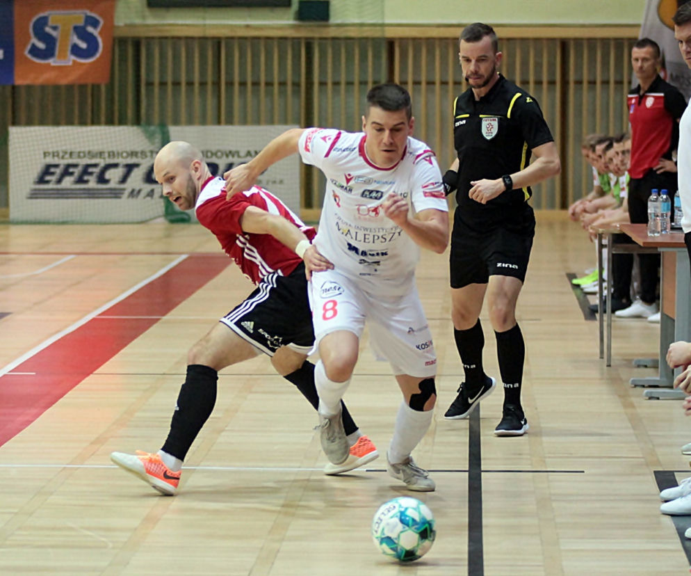 Piłka w grze. O ligowe punkty powalczą GI Malepszy Futsal Leszno i Real Astromal Leszno