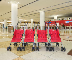  Emirates i firma dnata odnawiają i przekazują ponad 400 wózków dziecięcych organizacjom non profit