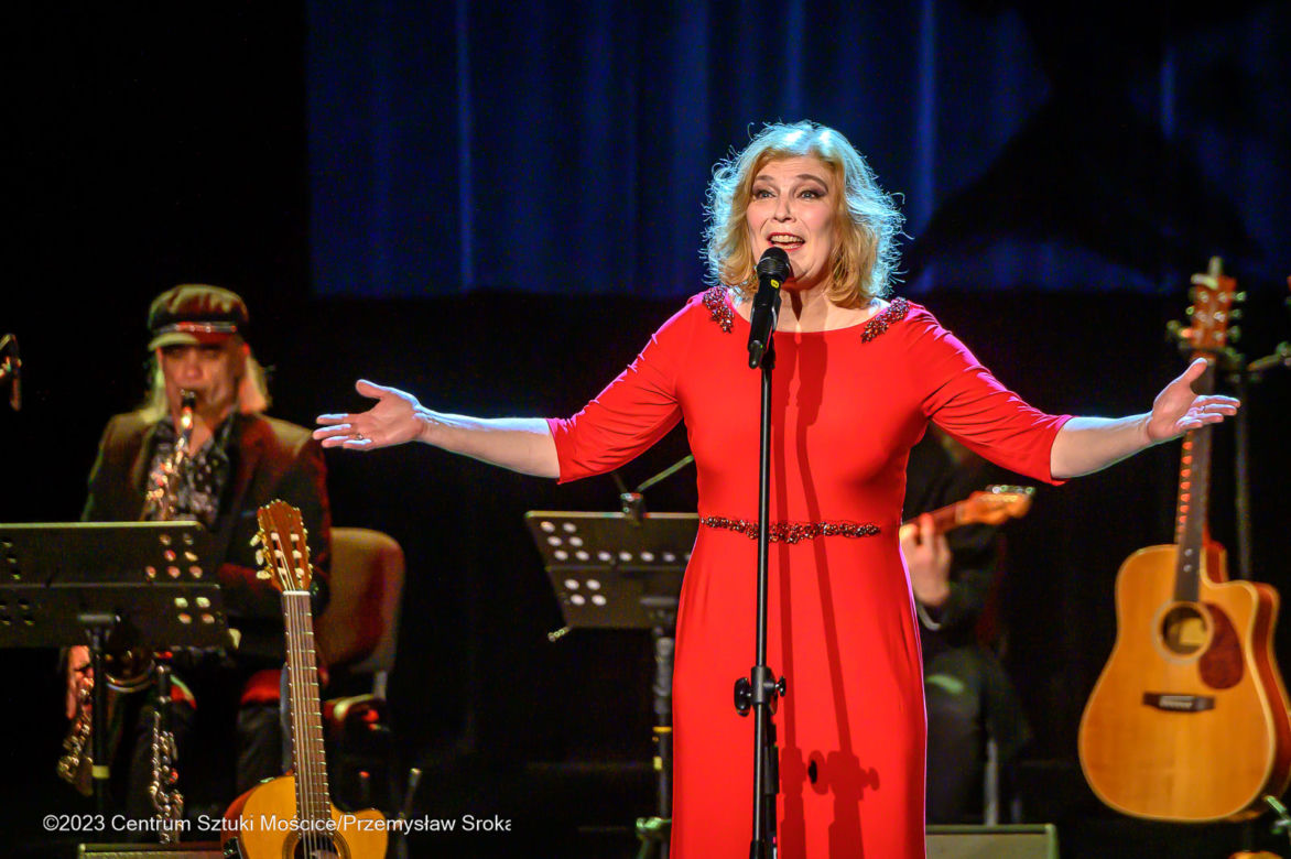 „Femmes czyli kobiety”. Koncert Justyny Bacz w Centrum Sztuki Mościce