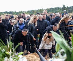 Pogrzeb Bezczela. Rodzina i przyjaciele pożegnali rapera [ZDJĘCIA]