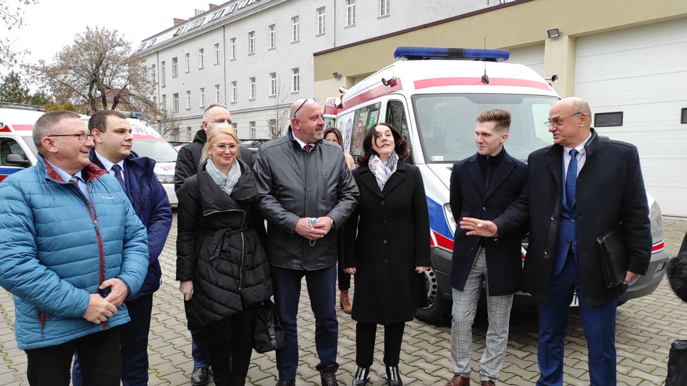 Przekazanie ambulansu dla Stowarzyszeniu Malta Służba Medyczna