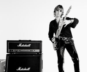 Gitarzysta Måneskin debiutuje solo! Thomas Raggi prezentuje album Masquerade