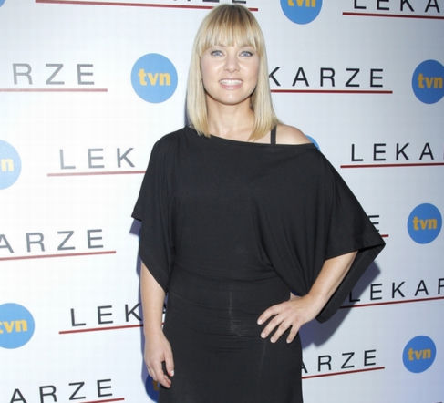 KATARZYNA BUJAKIEWICZ