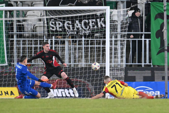 Wielka awantura na meczu Korona - Radomiak