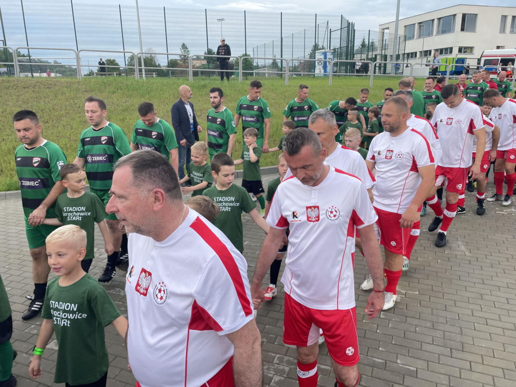 Uroczyste otwarcie stadionu w Starachowicach
