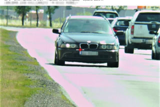 Policyjny pościg za ciemnym BMW. Za kierownicą siedział 16-latek