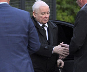 Jarosław Kaczyński w swoim domu na warszawskim Żoliborzu