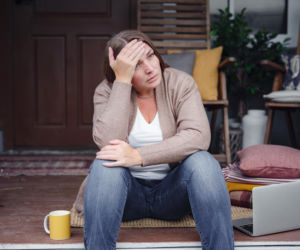 „Cortisol face” i „cortisol belly” podbijają sieć. Co naprawdę mówi poziom kortyzolu?