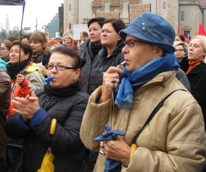 Czarny i biały protest w Poznaniu
